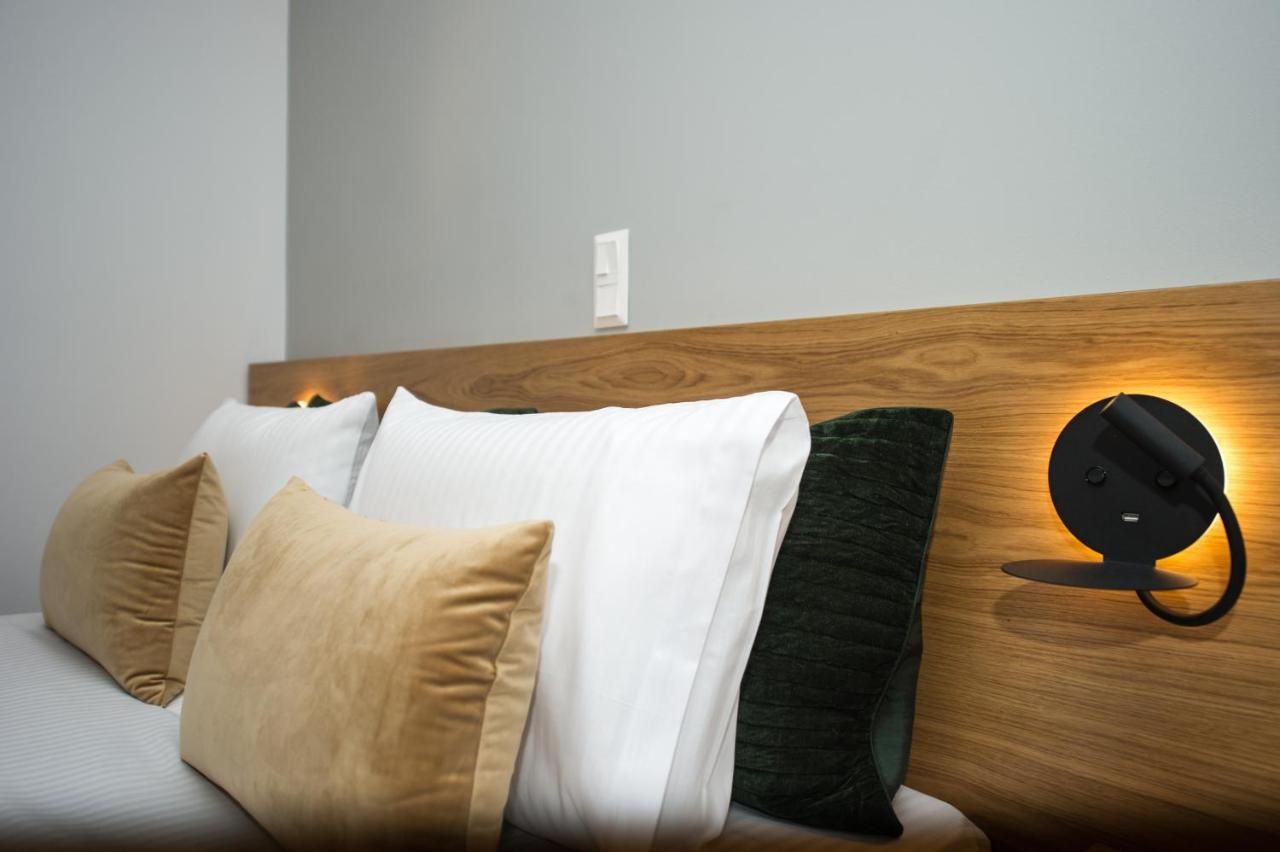 Kanari Elegant And Cozy Studios Каламата Экстерьер фото